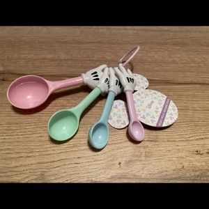 Mickey Mouse measuring spoons